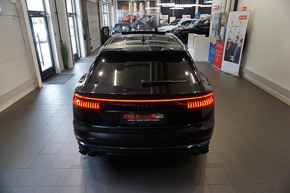 Audi Q8 9 of 30
