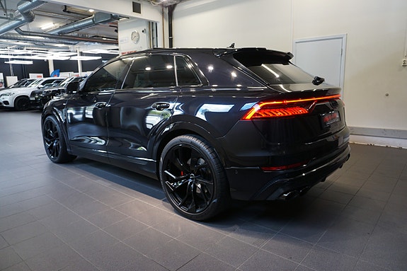 Audi Q8 6 of 30