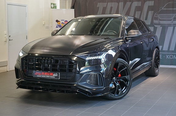 Audi Q8 2 of 5
