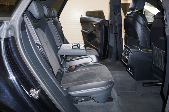 Audi Q8 25 of 30