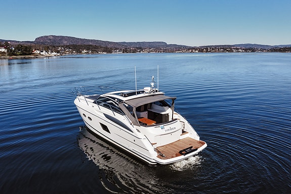 Princess  V39 - Velholdt,  Generator, baug/hekkthruster, Skipsregistrert 3 of 5
