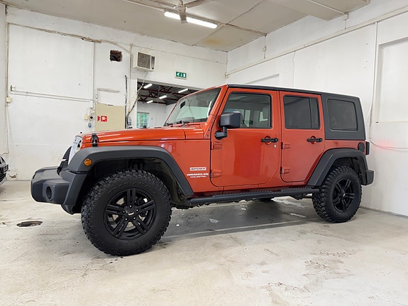 Jeep Wrangler 7 of 30