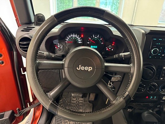 Jeep Wrangler 25 of 30