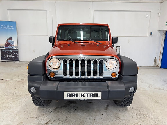 Jeep Wrangler 5 of 5