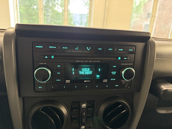 Jeep Wrangler 29 of 30