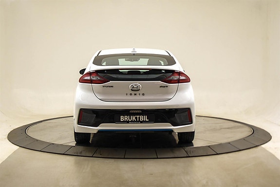 Hyundai IONIQ 4 of 28