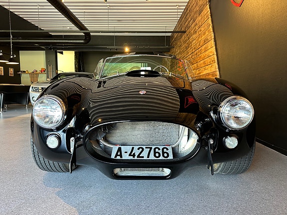 AC Cobra 5 of 30