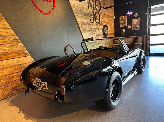 AC Cobra 7 of 30