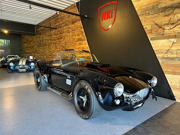 AC Cobra 3 of 30
