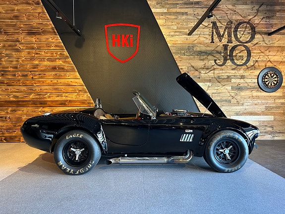 AC Cobra 16 of 30
