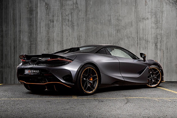 McLaren 750S 2 of 5