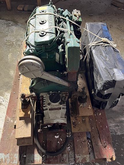 Volvo Penta 2003 med MS2B Gear 2 of 5
