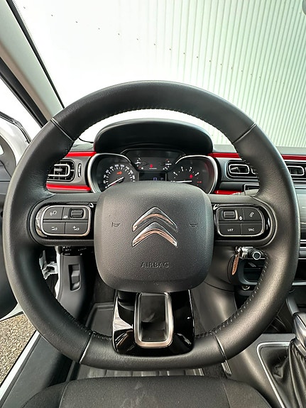 Citroen C3 16 of 24