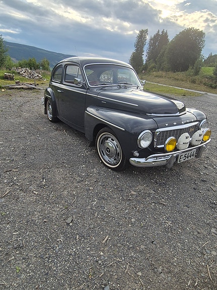 Volvo PV 3 of 19