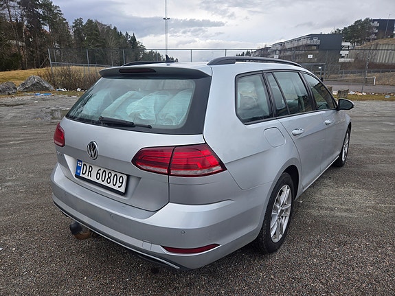 Volkswagen Golf VII 5 of 5