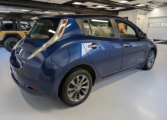 Nissan Leaf 8 of 30