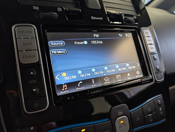 Nissan Leaf 27 of 30