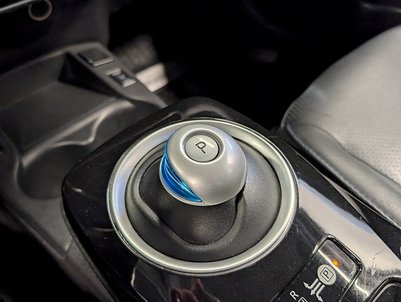 Nissan Leaf 24 of 30