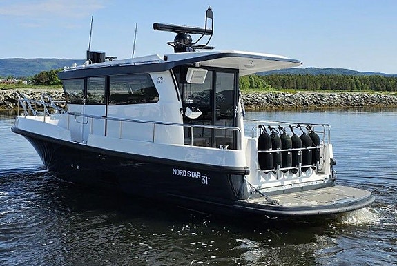 Nordstar 24 mod 31+ med Volvo Penta D6 440 hk, Dockmate og DPI-drev 4 of 5