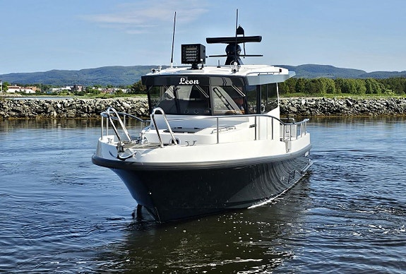 Nordstar 24 mod 31+ med Volvo Penta D6 440 hk, Dockmate og DPI-drev 3 of 5