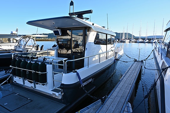 Nordstar 24 mod 31+ med Volvo Penta D6 440 hk, Dockmate og DPI-drev 2 of 5