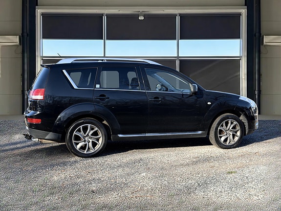 Citroen C-Crosser 3 of 5