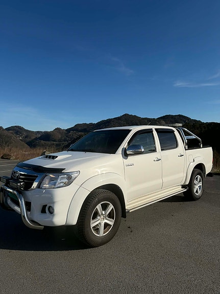Toyota HiLux 9 of 11