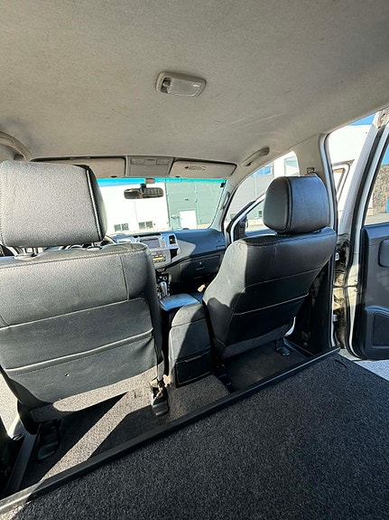 Toyota HiLux 8 of 11