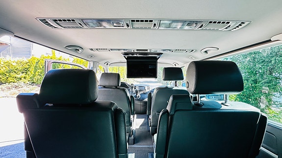 Volkswagen Multivan 20 of 30