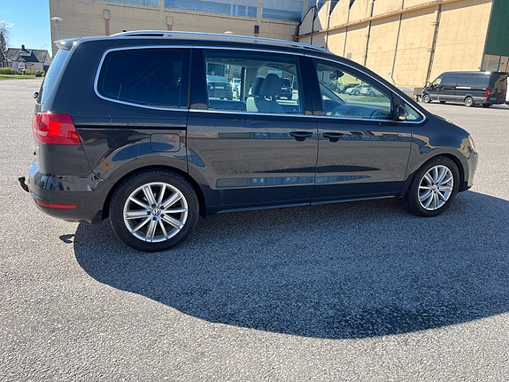Volkswagen Sharan 14 of 30