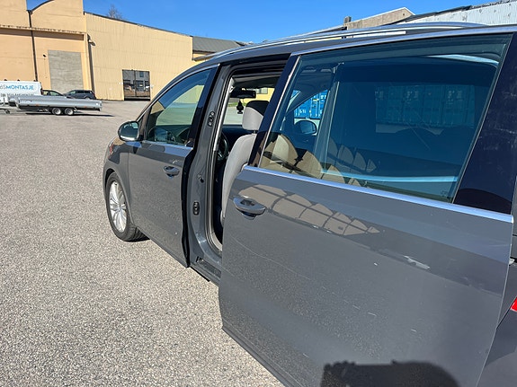 Volkswagen Sharan 17 of 30