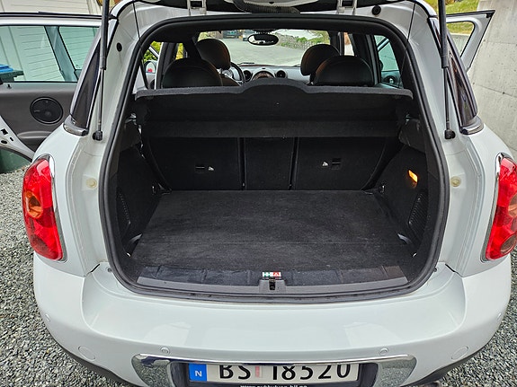MINI Countryman Cooper D 9 of 19