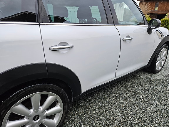 MINI Countryman Cooper D 4 of 19