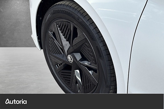 Skoda Enyaq Coupe RS 8 of 20