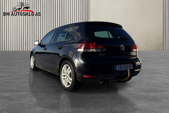Volkswagen Golf VI 4 of 5