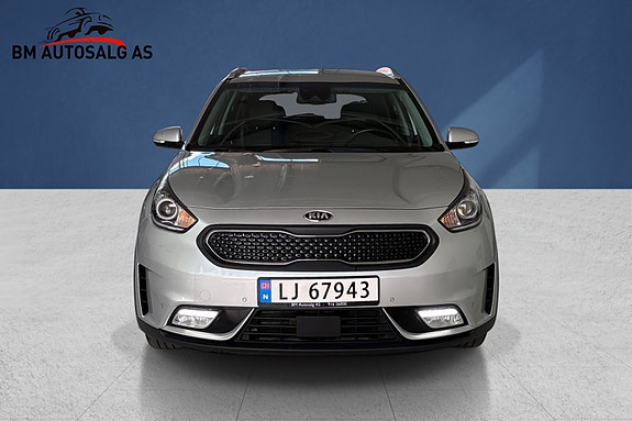 Kia Niro 2 of 5