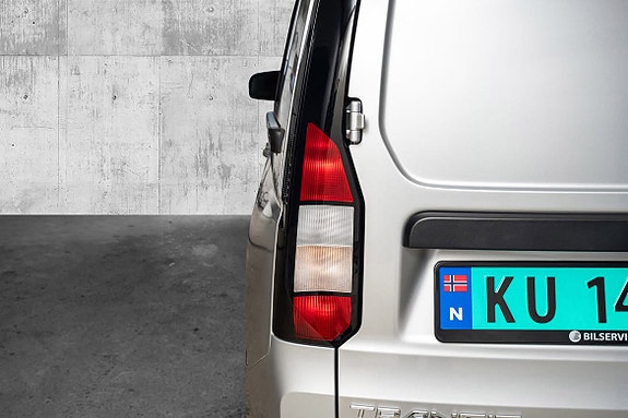 Ford Transit Connect 8 of 20