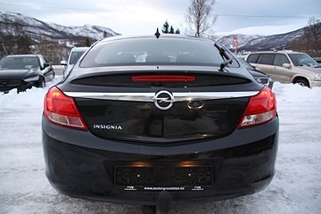 Opel Insignia 4 of 5