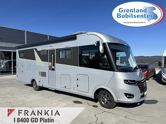 Frankia 8400 GD Platin, Toalettank, HPC støttebein