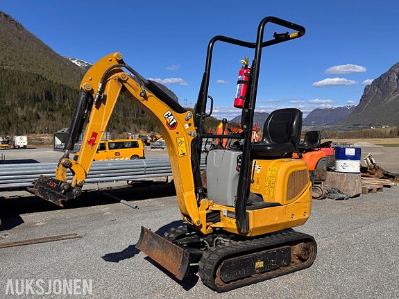 Cat 300.9D minigraver