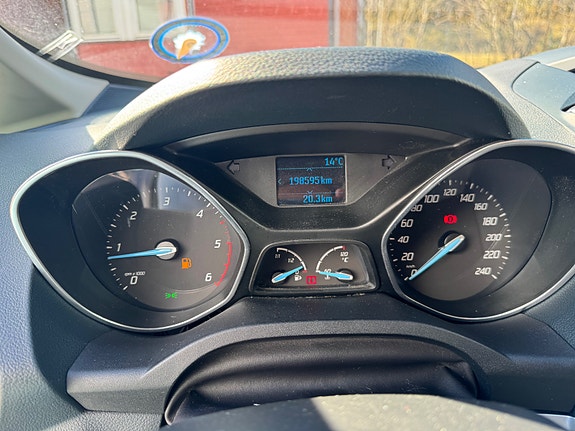Ford Grand C-MAX 8 of 16