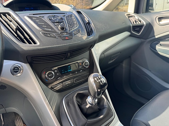 Ford Grand C-MAX 9 of 16