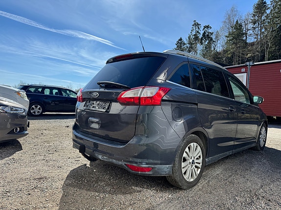 Ford Grand C-MAX 4 of 16