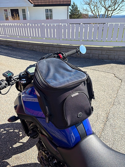 Yamaha MT-07 7 of 8