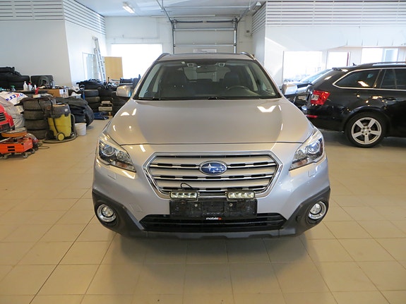 Subaru Outback 2 of 26