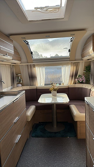 Adria Adorra 572 UT 6 of 13