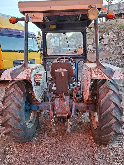 Ford 2600 4 of 5