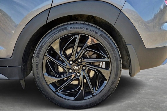 Hyundai Tucson 23 of 26