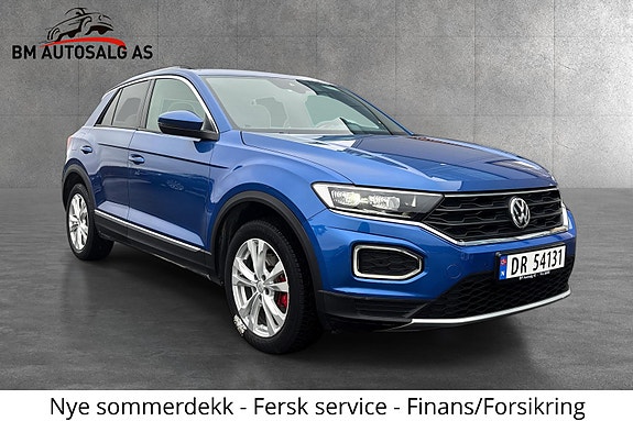 Volkswagen T-Roc 3 of 5