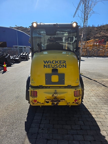 Wacker Neuson WL37 4 of 5
